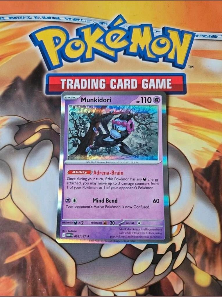 Munkidori 095/167 Twilight masquerade holo rare pokemon nm, Ophalen of Verzenden, Zo goed als nieuw, Losse kaart, Foil