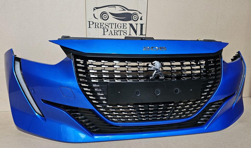 Bumper Peugeot 208 bj.2019-2023 Voorbumper COMPLEET LED, Gebruikt, -, Voor, Ophalen of Verzenden