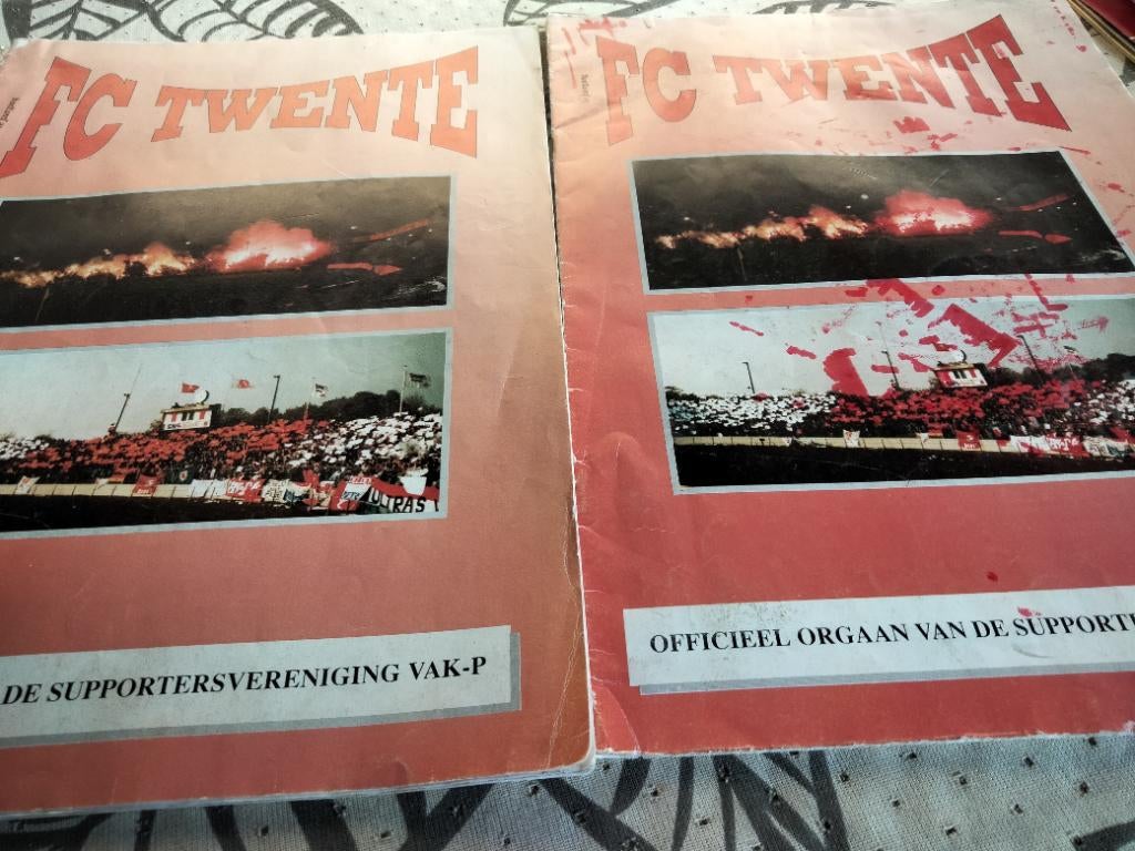 Vak p eerste uitgave supportetsblad, Verzamelen, Sportartikelen en Voetbal, Ophalen of Verzenden, Gebruikt, F.C. Twente, Boek of Tijdschrift