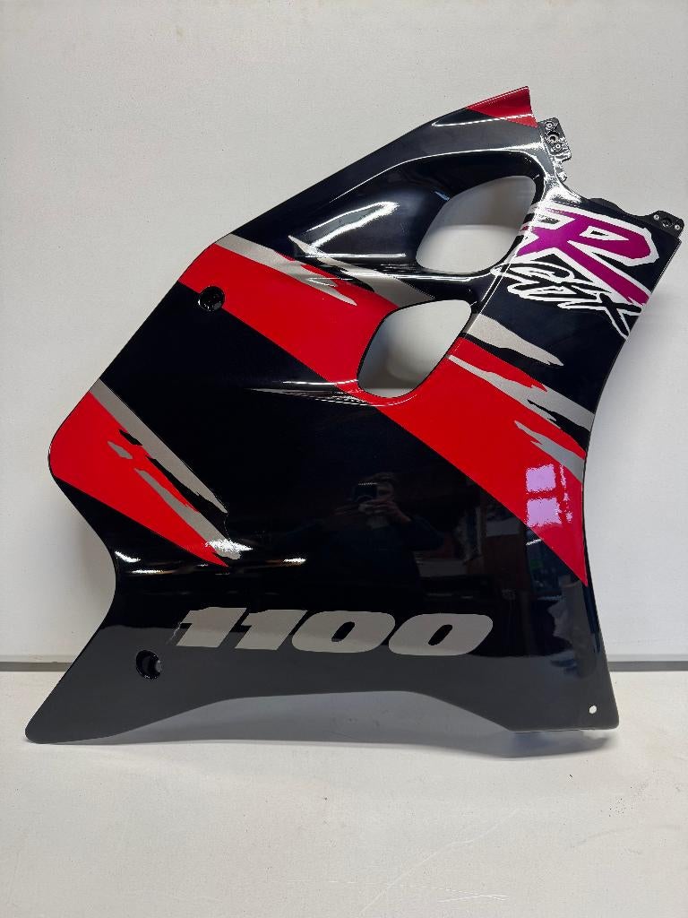 Suzuki GSXR1100 Kuipdeel rechts nieuw, Info@nolbikkermotoren.nl, Nieuw, Nol Bikker Motoren, Ophalen of Verzenden