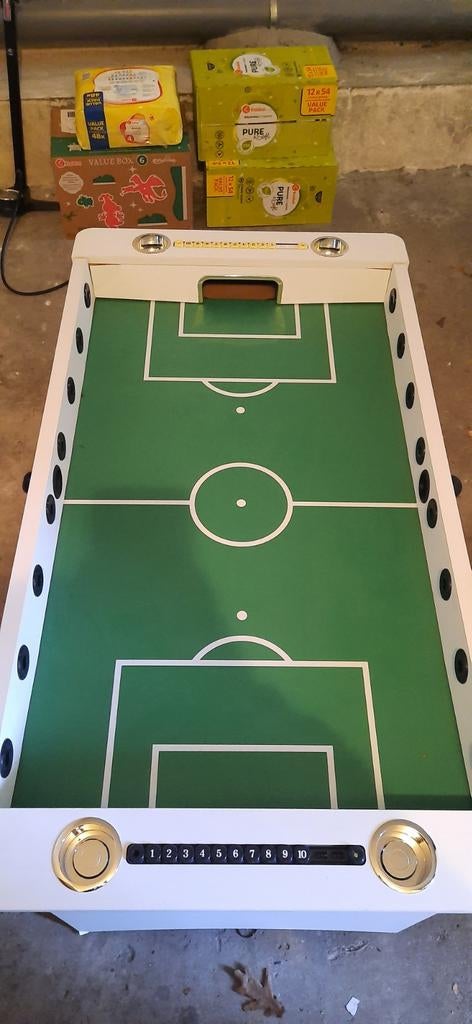 Voetbaltafel - Plezier voor jong en oud!, Kinderen en Baby's, Speelgoed | Voetbaltafels, Gebruikt, Ophalen