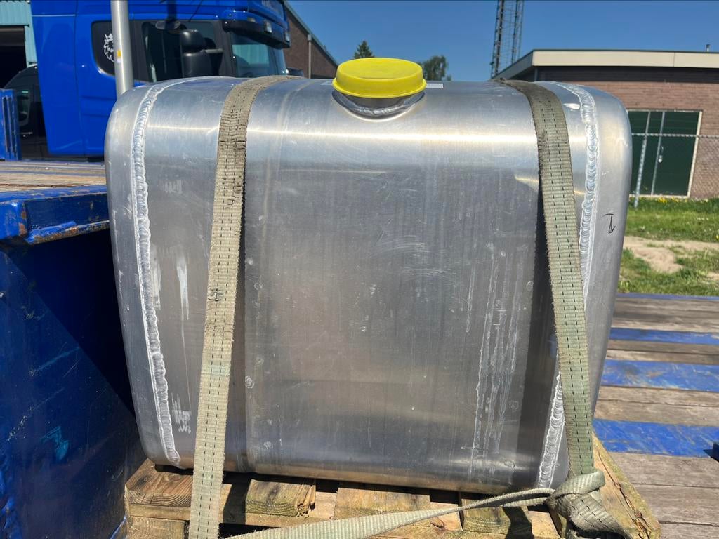 3 x zgan aluminium brandstoftanks, Ophalen, Nieuw, Overige merken