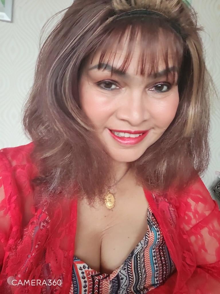 Saengthong Sukchareun Thaise massage in Maassluis
