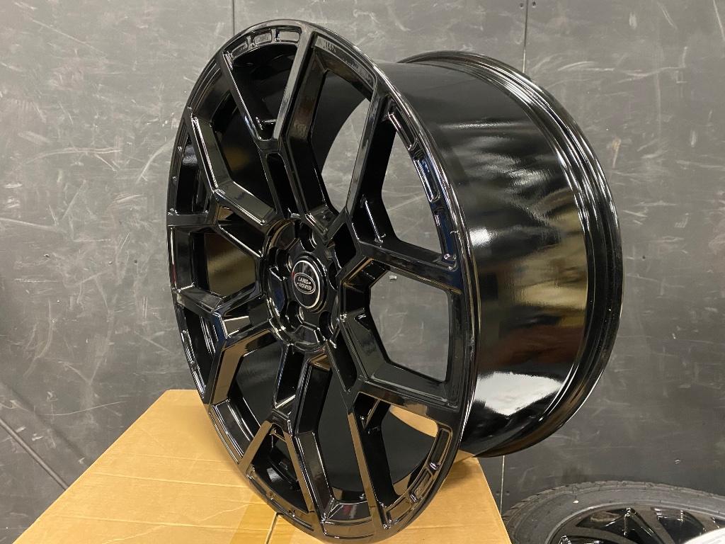 22” LAND ROVER DEFENDER 90 / 110 / 130 / V8 DYNAMIC SE / HSE, Ophalen, Velg(en), 285 mm, Nieuw