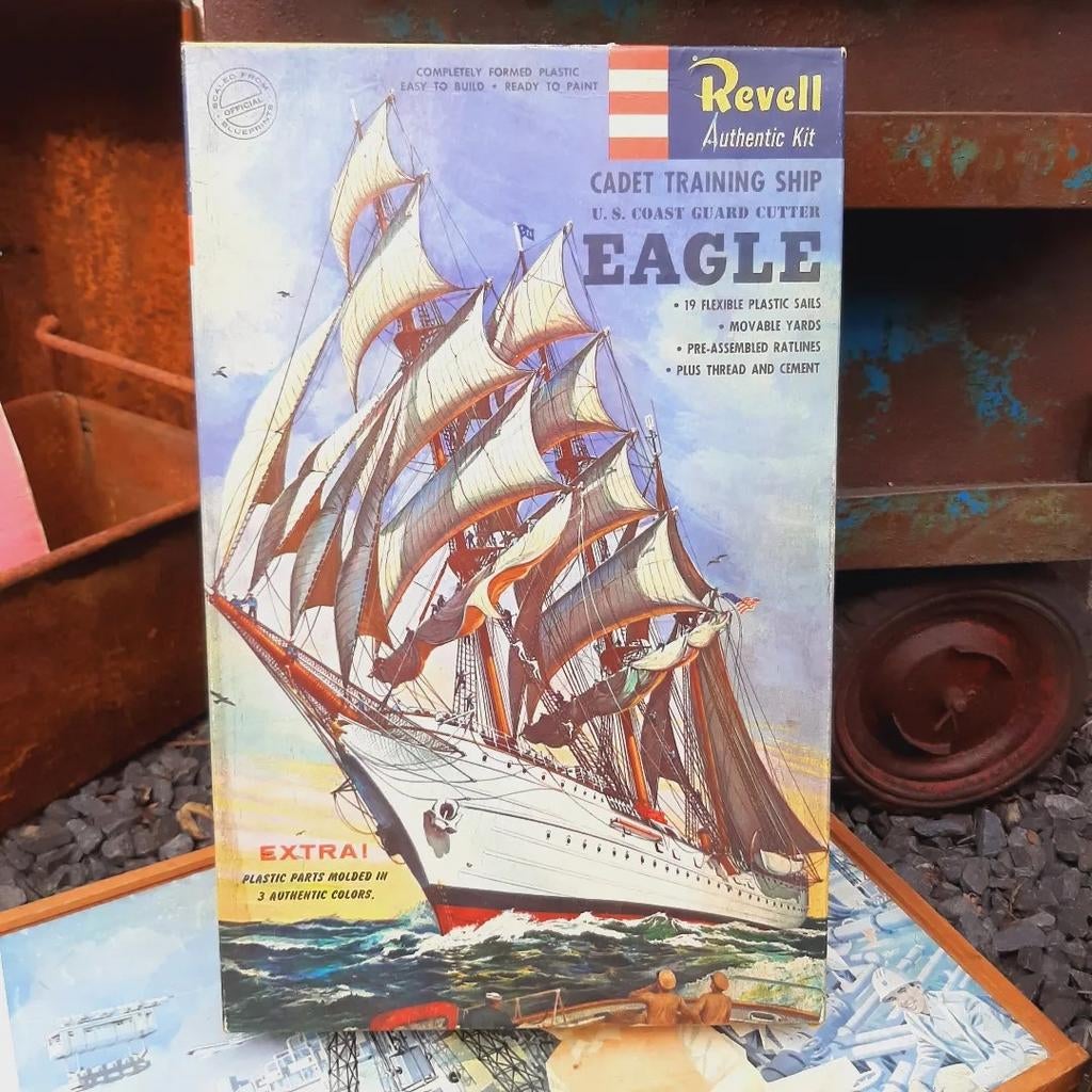 1957 bouwdoos Revell Eagle schip, Ophalen of Verzenden, Revell