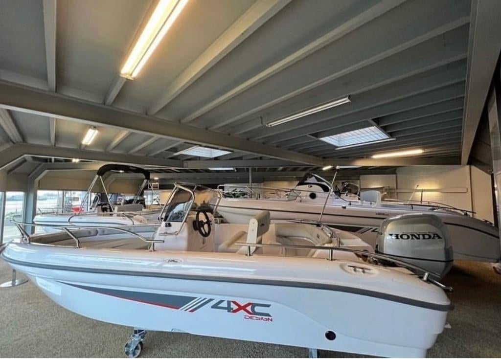 Ranieri 4XC H19CC met Honda BF100 LRTU Nieuw in showroom, Ophalen, Nieuw, 70 tot 120 pk, 3 tot 6 meter