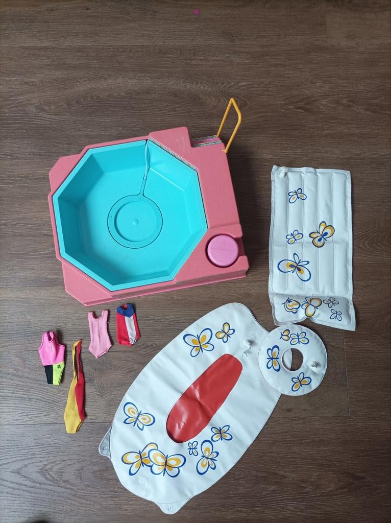 Barbie zwembad, Verzamelen, Poppen, Gebruikt, Ophalen of Verzenden