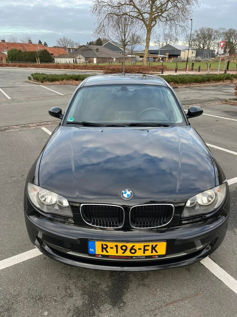BMW 1-Serie 1.6 116I 5DR 2008 Zwart, 1-Serie, Achterwielaandrijving, 1599 cc, 4 cilinders