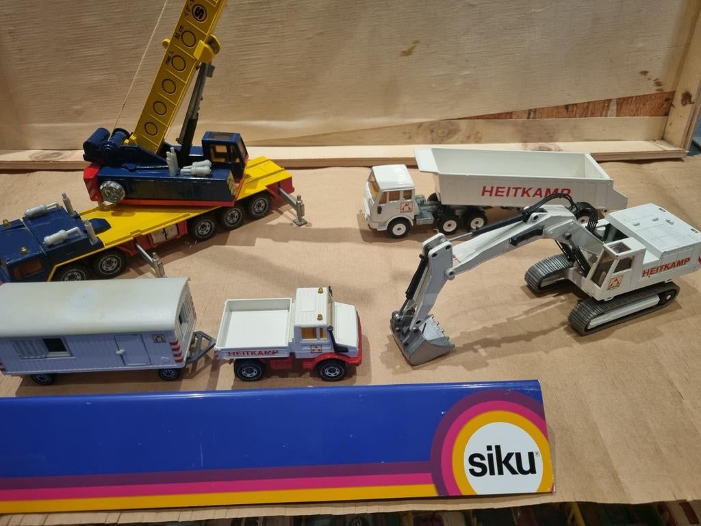Siku Heitkamp set plus kraan., Hobby en Vrije tijd, Ophalen of Verzenden, Gebruikt, Hijskraan, Tractor of Landbouw, SIKU