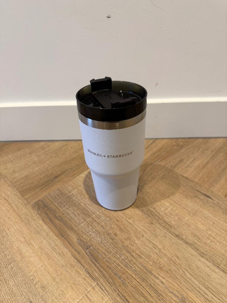 ZGAN wit Starbucks Stanley Quencher Tumbler 590ml beker, Ophalen of Verzenden, Zo goed als nieuw