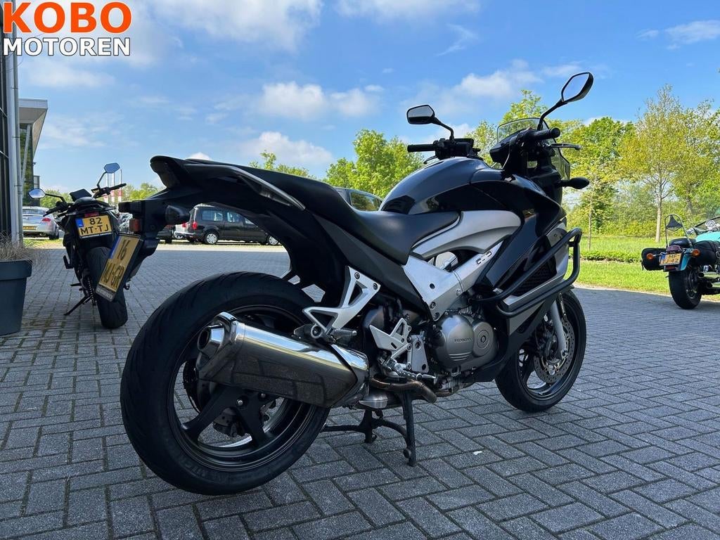 Honda VFR800X (bj 2011), Motoren, Motoren | Honda, Honda, 782 cc, 4 cilinders, Motorrijbewijs A