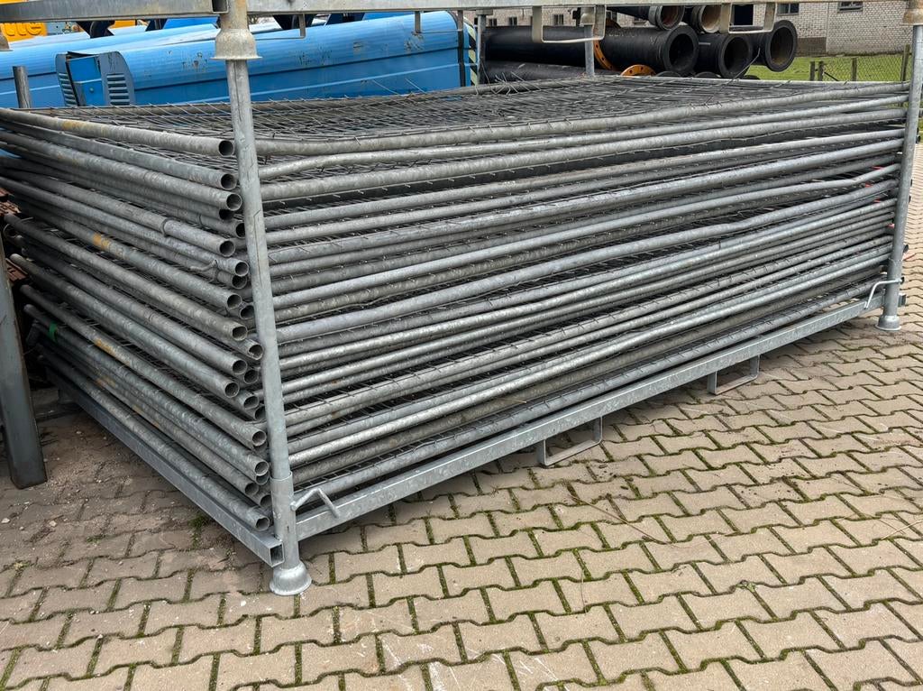 Gebruikte bouwhekken naverzinkt 2.00x3.50m, Ophalen, Gebruikt