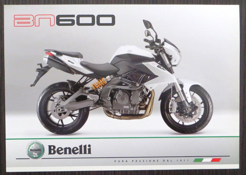 Folder Benelli BN 600 - 2011, Motoren, Handleidingen en Instructieboekjes, Overige merken, Verzenden