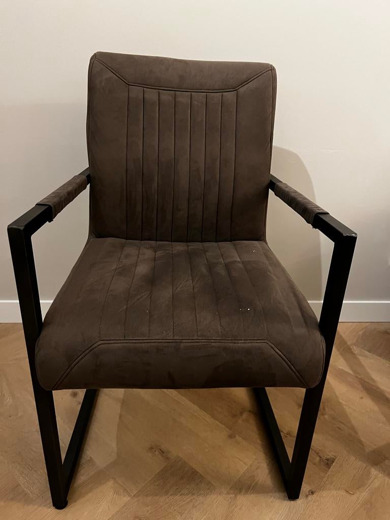 4 Pronto Parantino stoelen - 1 losse leder rol armleuning, Ophalen, Gebruikt, Bruin, Vier