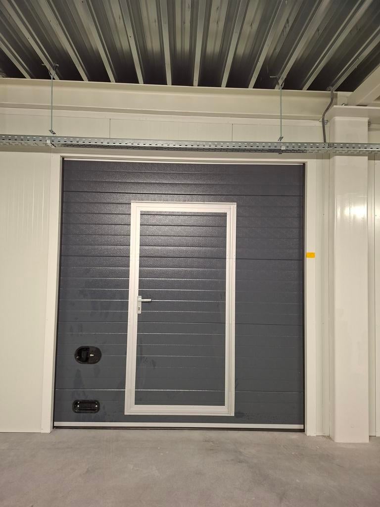 Multifunctionele garagebox Waddinxveen, Huizen en Kamers, Zuid-Holland