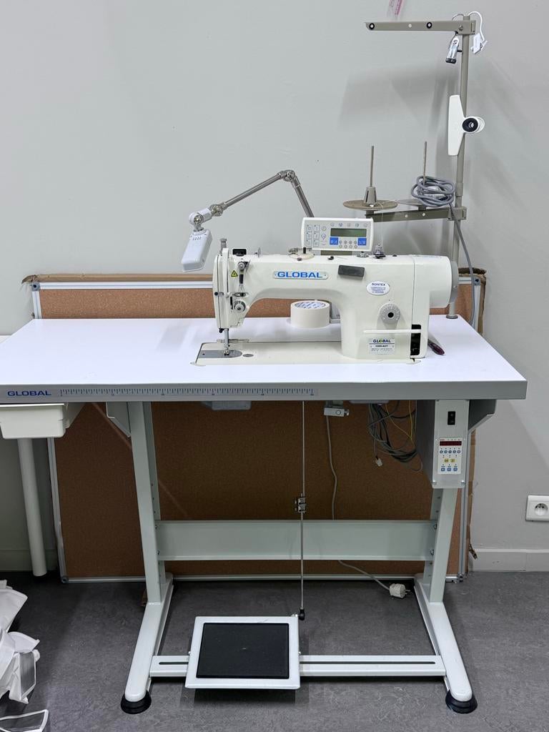 Industriële naaimachine - Global, Hobby en Vrije tijd, Naaimachines en Toebehoren, Industrieel, Ophalen, Overige merken, Naaimachine