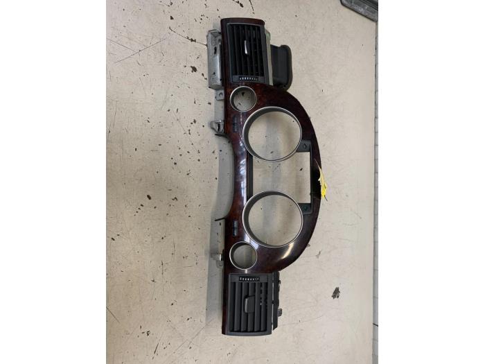 Dashboard sierlijst van een Audi A8, Gebruikt, -, -, -