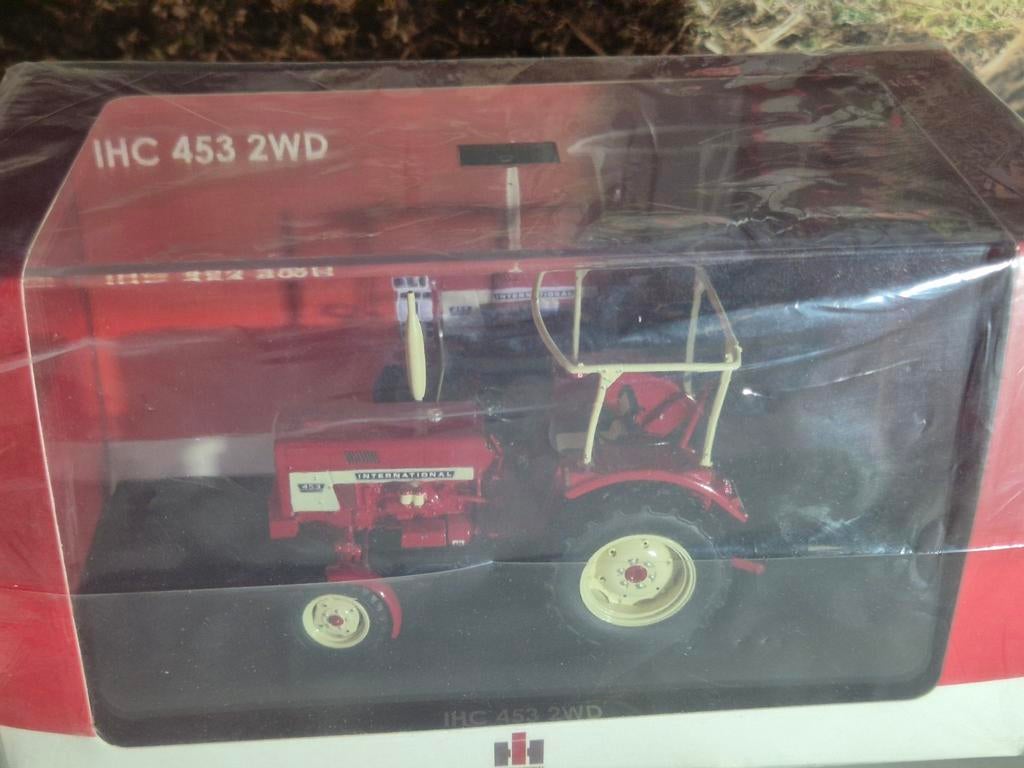 Agrarfox international 453 2wd limited edition 1:32, Hobby en Vrije tijd, Modelauto's | 1:32, Ophalen of Verzenden, Nieuw, Tractor of Landbouw