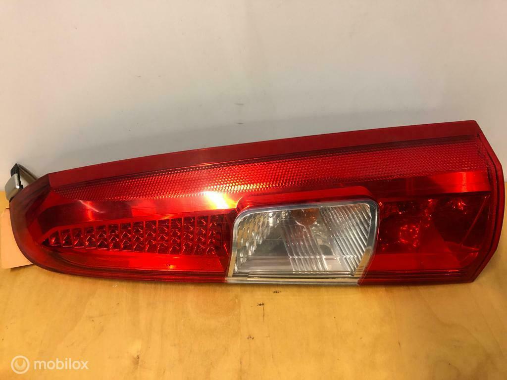 Achterlicht org rechtsboven Volvo V70 II ('00-'08) 30643331, Gebruikt, Ophalen of Verzenden, Volvo, Volvo