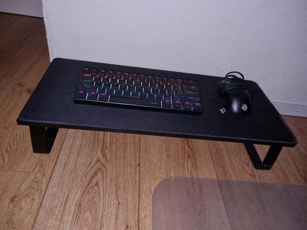 Couch Gaming setup - muis - toetsenbord, Ophalen of Verzenden, Zo goed als nieuw
