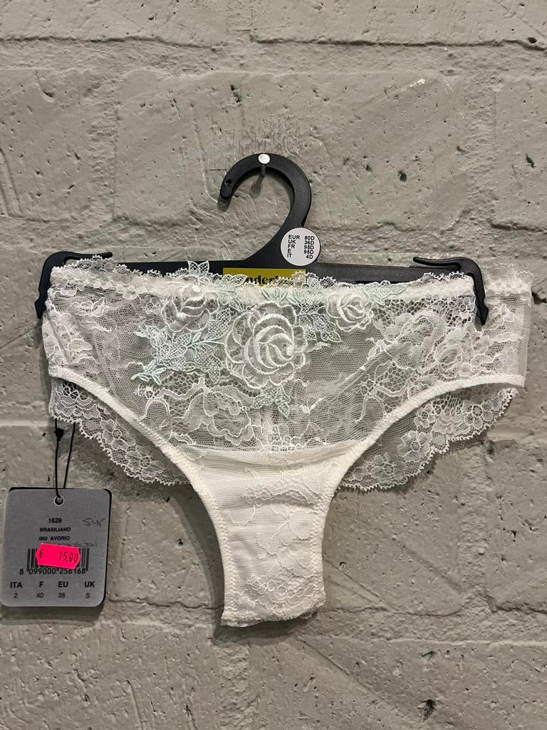 Ambra string maat 38 NIEUW!! Nu €12,50, Ophalen of Verzenden, String