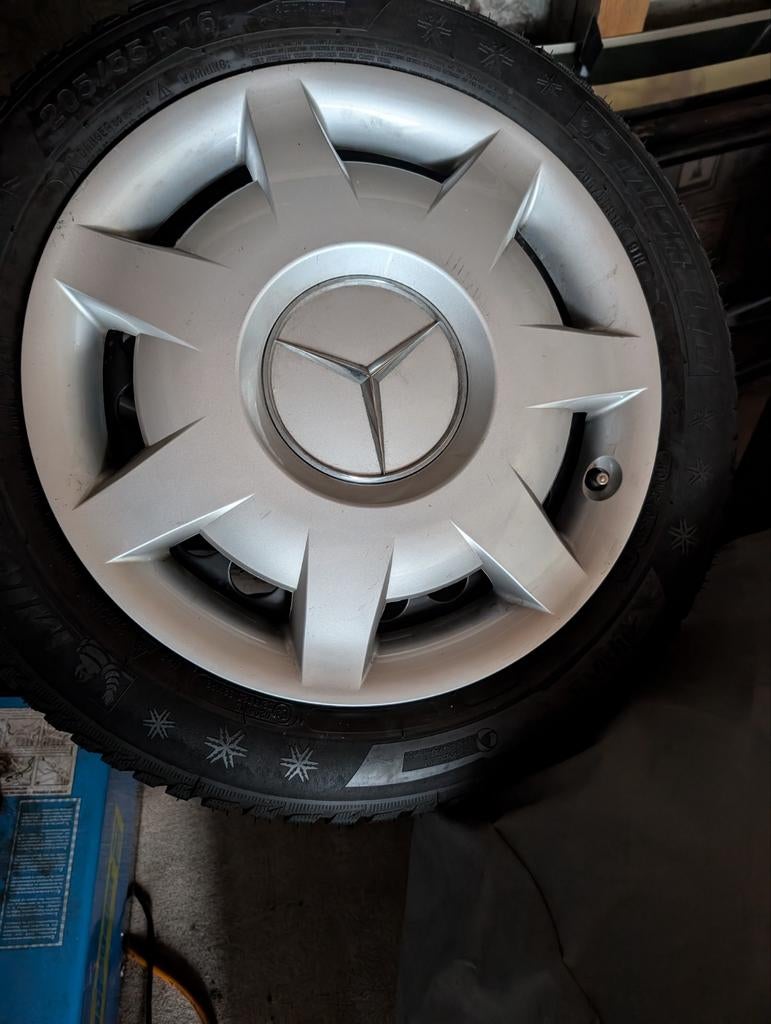 Mercedes C-Klasse Winterbanden 16 inch Michelin, Ophalen, Gebruikt, 16 inch, Banden en Velgen