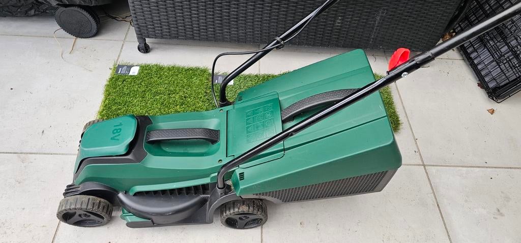 Set ,,EasyMower 18V-32-200+ gratrimmer incl.4.0Ah accu '', Tuin en Terras, Grasmaaiers, Ophalen, Cirkelmaaier, Accu-grasmaaier