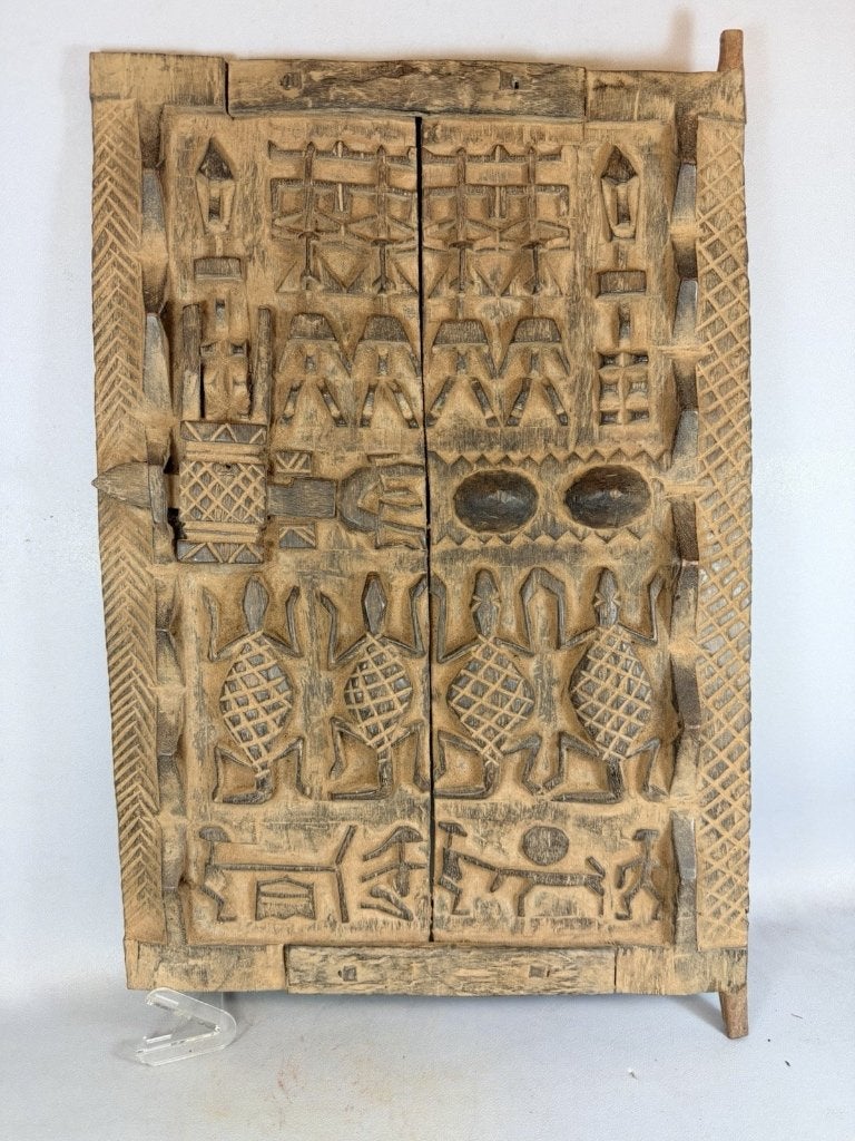 260999 - Africkaans carved Dogon door from a Granary - Mali., Ophalen of Verzenden