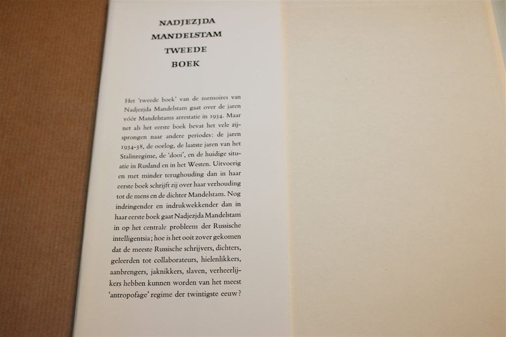 Tweede Boek — Mandelstam Memoires, Van Oorschot 1973, Boeken, Literatuur, Ophalen of Verzenden, Gelezen