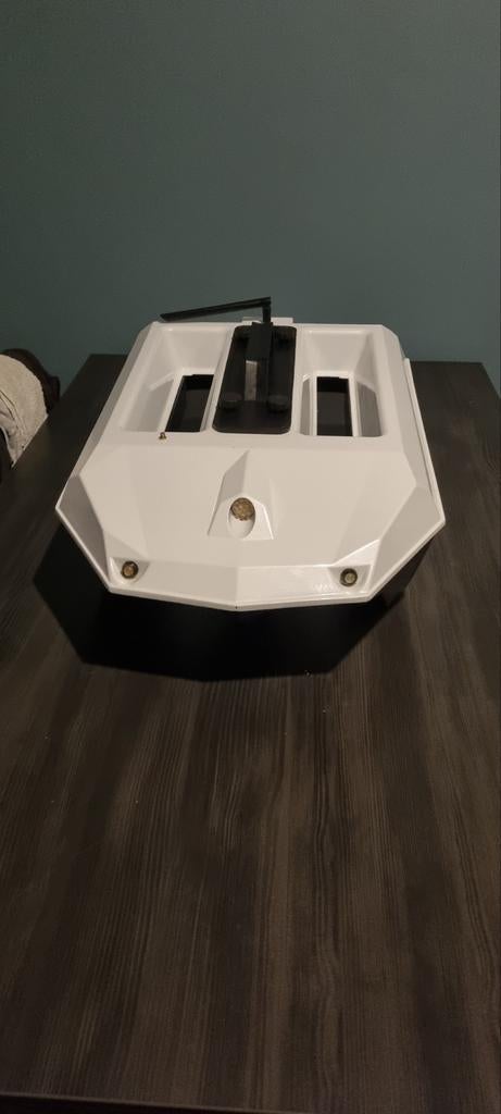 Voerboot, Watersport en Boten, Hengelsport | Karpervissen, Ophalen of Verzenden, Zo goed als nieuw, Overige typen