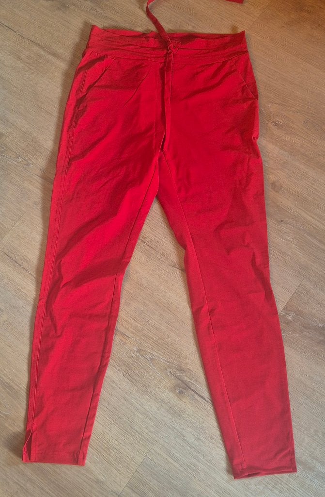 Broek Studio Anneloes rood maat M, Kleding | Dames, Maat 38/40 (M), Studio Anneloes, Verzenden, Zo goed als nieuw