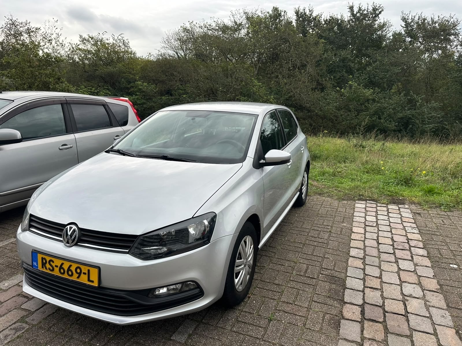 Volkswagen Polo 1.0 TSI 55KW 2017 Grijs, Handgeschakeld, Particulier, 3 cilinders, 955 kg