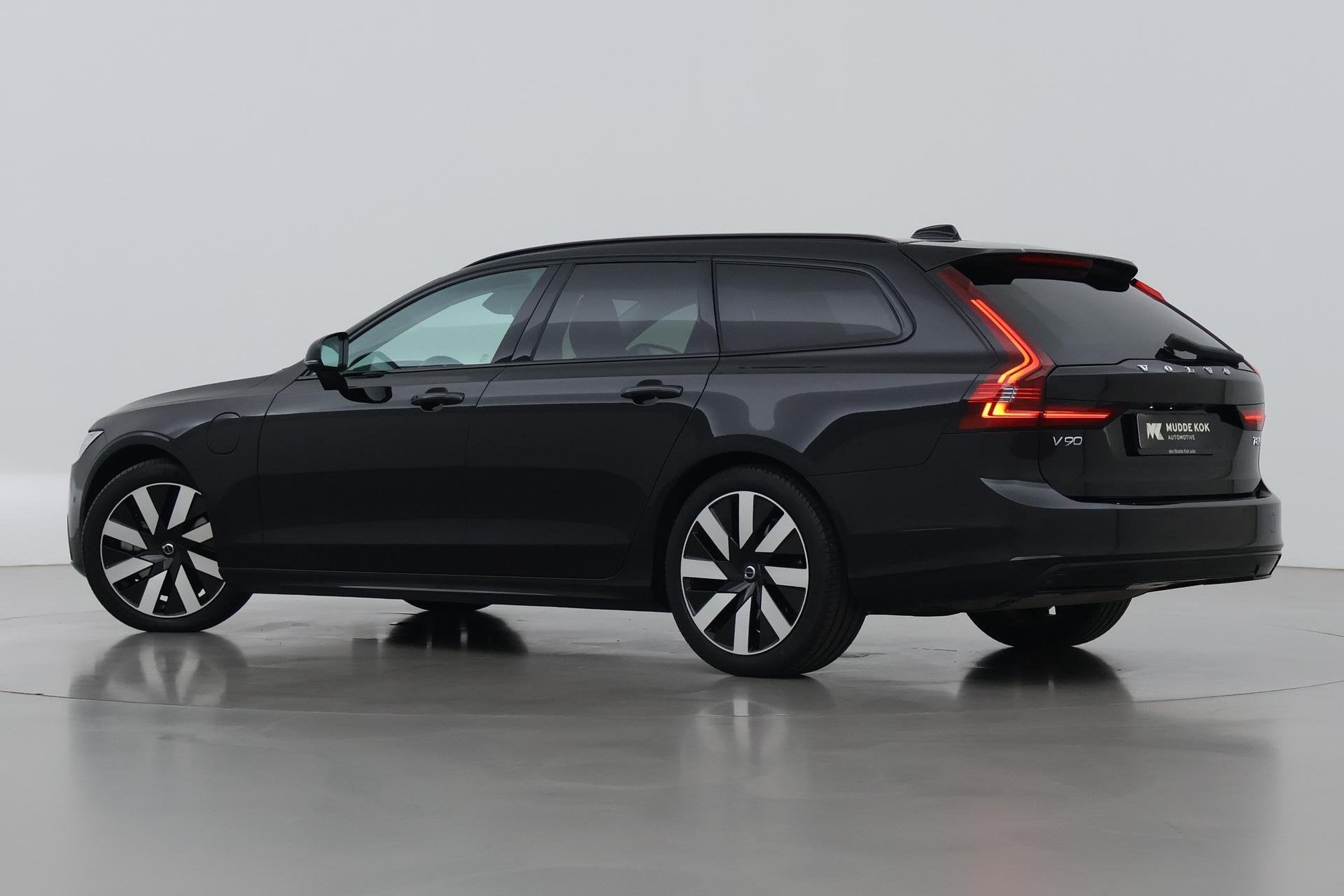 Volvo V90 T8 Plus Dark | ACC | 360 Camera | Harman/Kardon, Automaat, Euro 6, 4 cilinders, 1969 cc
