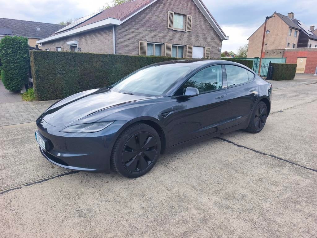 Tesla Model 3 Highland 2024 | Stealth Grey | HW4 | SoH 94%, Automaat, Model S, Leder, Elektrisch