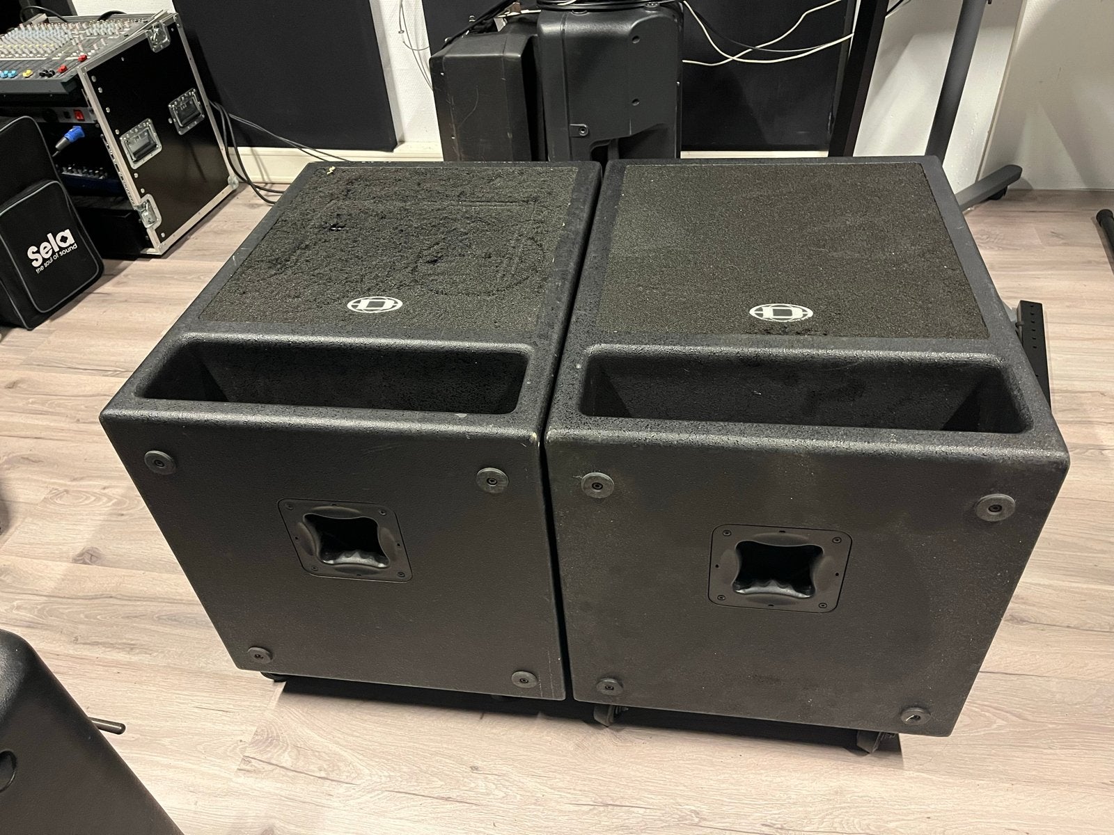 Dynacord Sub 118 Subwoofers (2 stuks), Ophalen, Gebruikt, 1000 watt of meer, P.A.