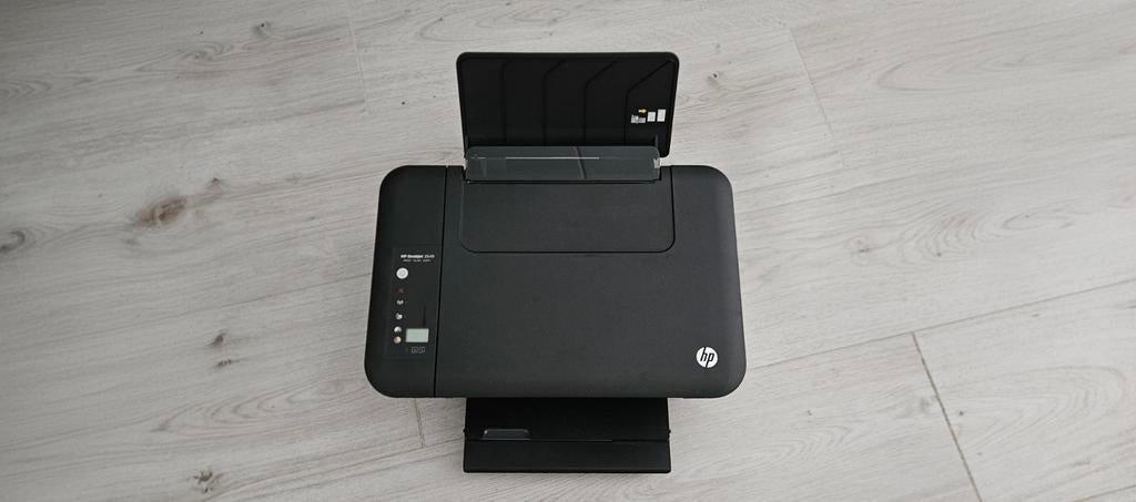 Goed werkende HP Deskjet 2549, Computers en Software, Printers, Ophalen of Verzenden, Zo goed als nieuw