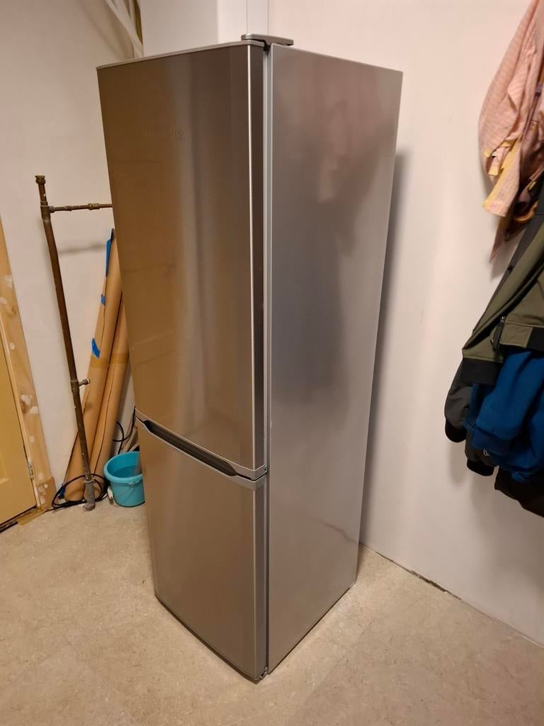 Liebherr Koel-vriescombinatie - Zilver - Goede staat, Witgoed en Apparatuur, Koelkasten en IJskasten, Ophalen, 150 tot 200 liter