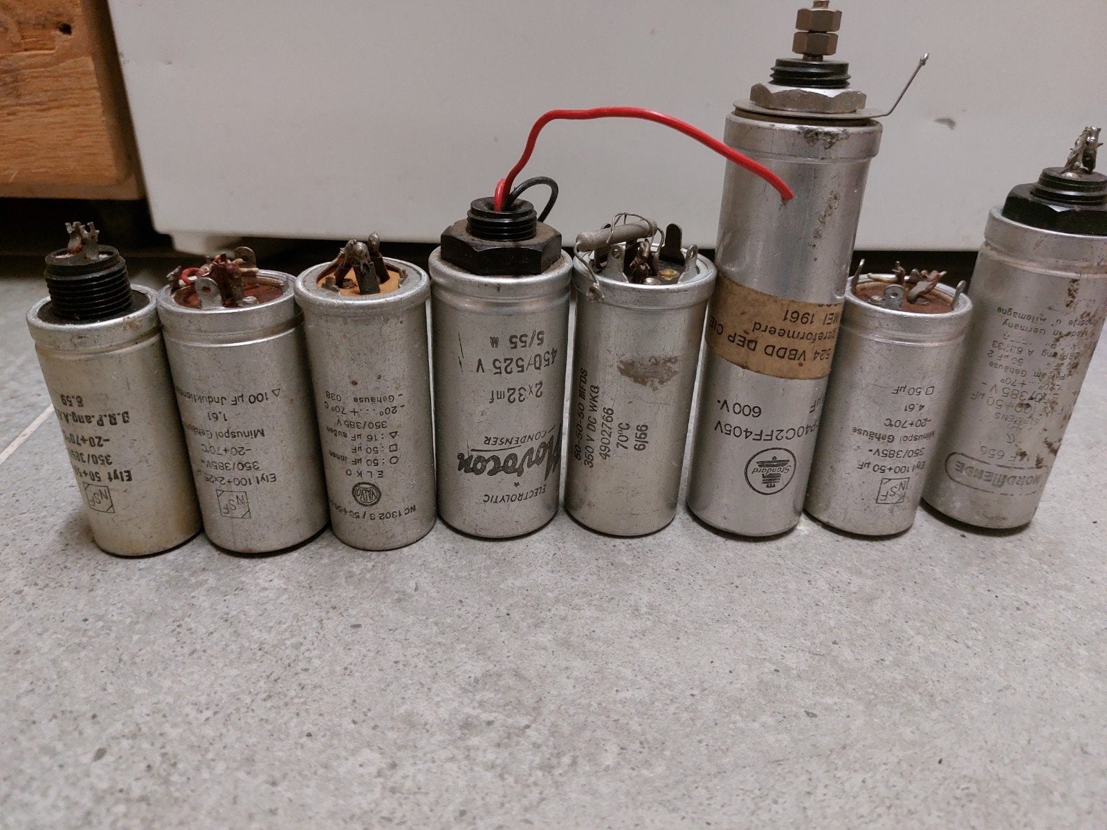 Condensator  startcondensator elco partij plus minus 40x, Ophalen of Verzenden, Gebruikt
