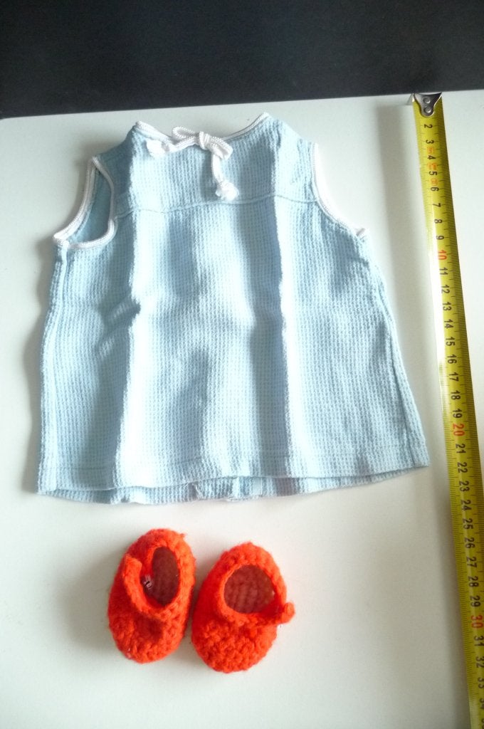 5 POPPENJURKJES , PYAMA SLOFJES, SCHOENEN BABY BORN, KROON, Kinderen en Baby's, Speelgoed | Poppen, Ophalen of Verzenden, Zo goed als nieuw