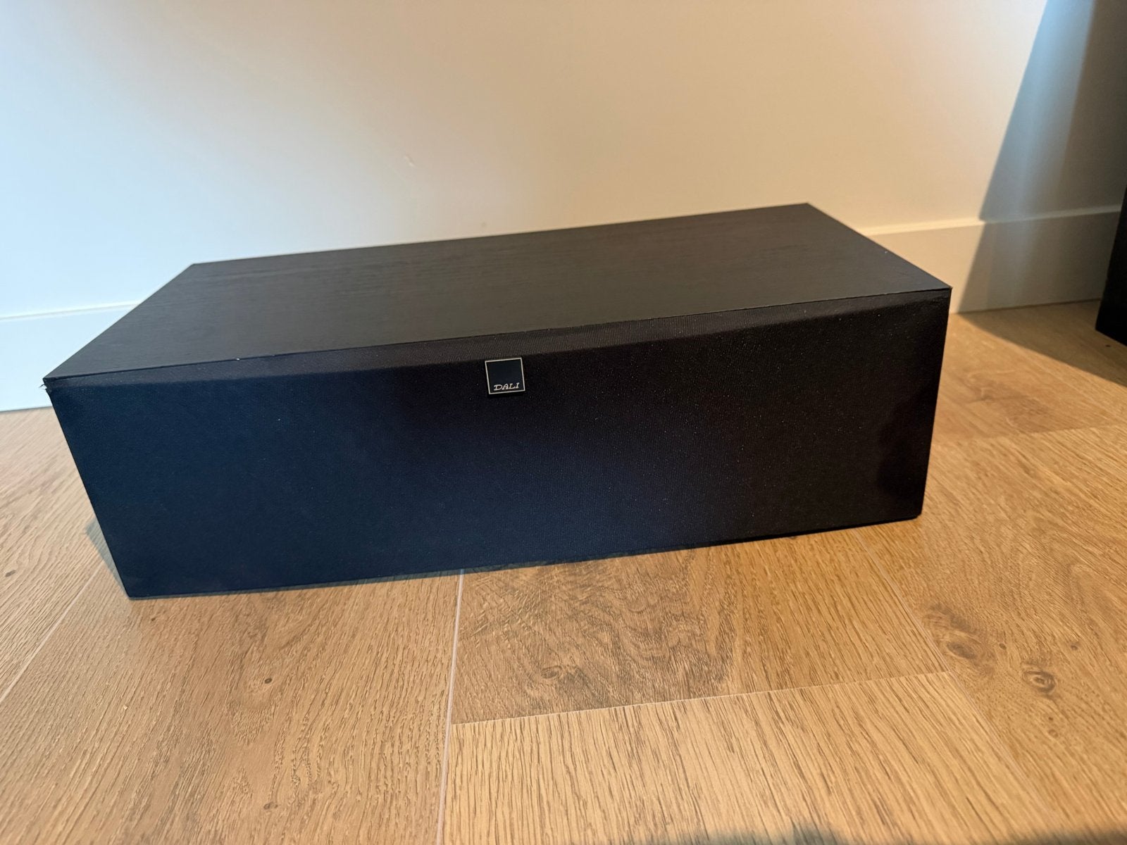 Dali Center AXS luidspreker, Ophalen of Verzenden, Zo goed als nieuw, Geschikt voor surround/home cinema, Center speaker