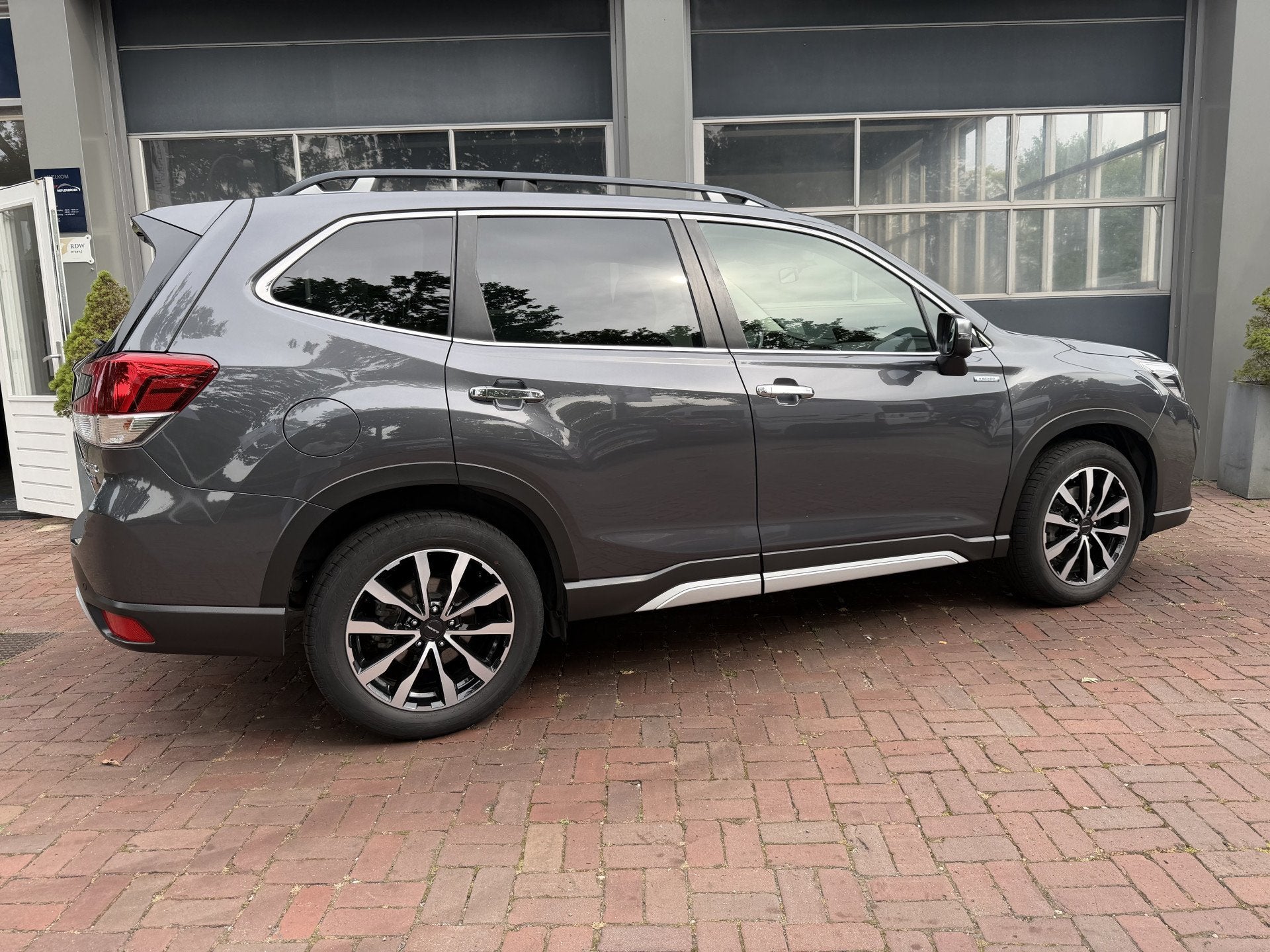Subaru Forester 2.0i e-BOXER Luxury Bj 2020 Km 79.000 Nap 1e, Auto's, Subaru, Dealer onderhouden, Euro 6, 4 cilinders, Origineel Nederlands