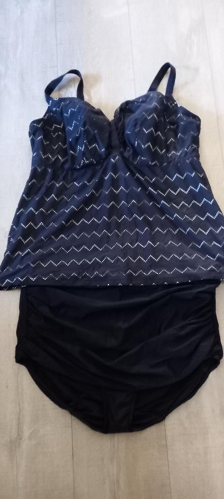 Prima Donna zwarte tankini met beugel maat 90E, Kleding | Dames, Badmode en Zwemkleding, Zwart, Ophalen of Verzenden, Bikini, Gedragen
