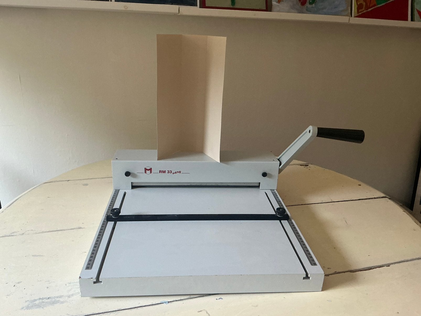 RM 33 Vary handmatige rilmachine A3, Hobby en Vrije tijd, Ophalen, Gebruikt