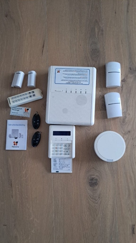 Feenstra draadloos alarmsysteem, Ophalen, Beweging, Zo goed als nieuw, Compleet systeem