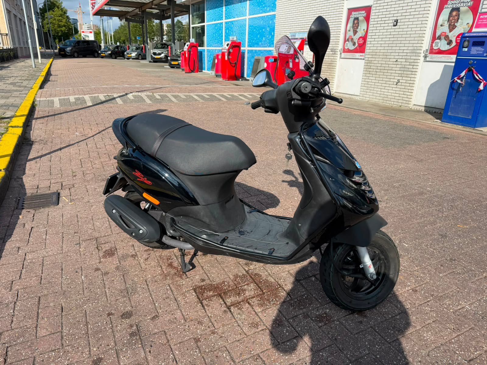 Piaggo zip, Ophalen, Piaggio, Zo goed als nieuw, Benzine