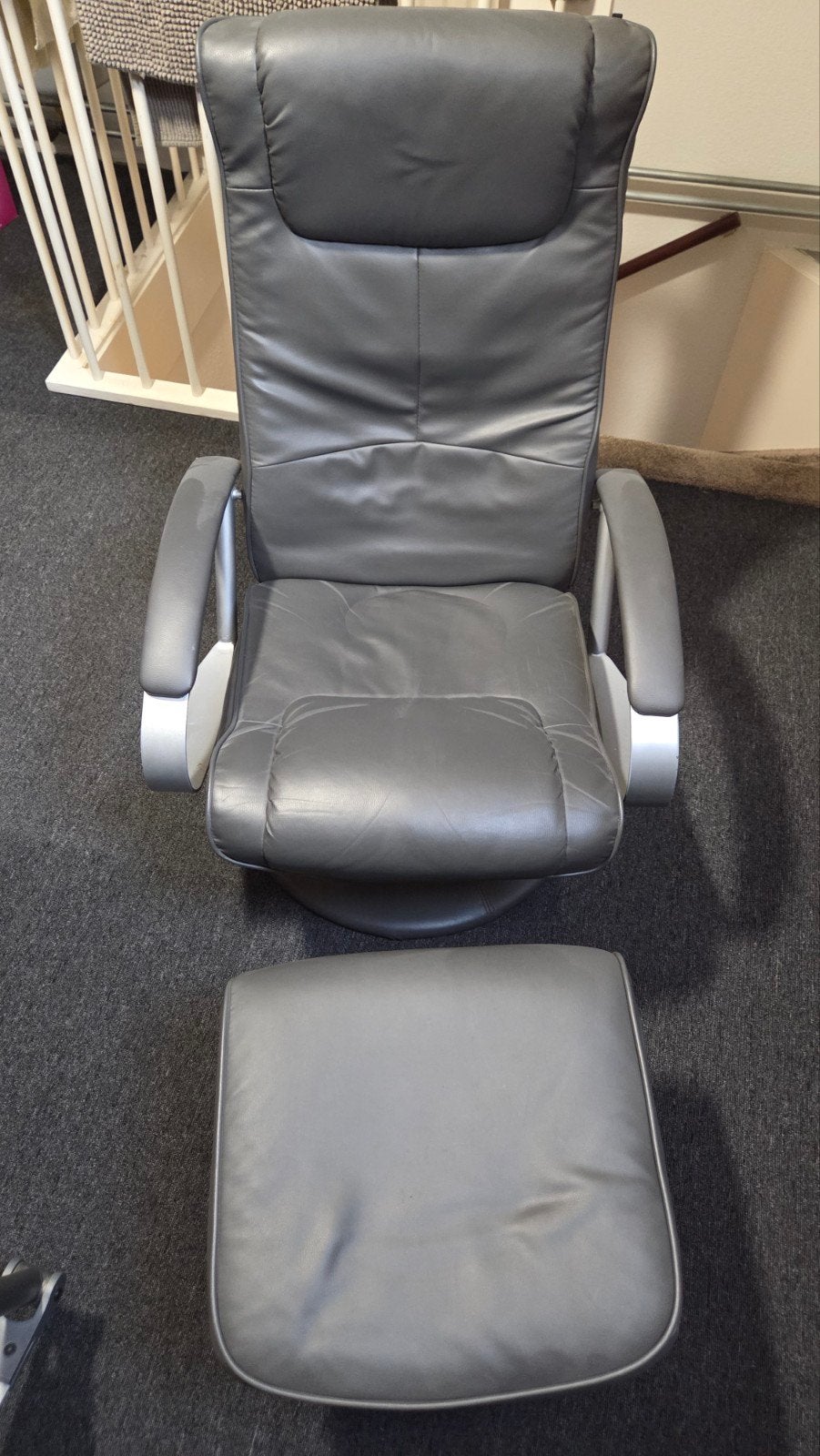 Comfortabele relaxfauteuil met voetenbank - Donkergrijs