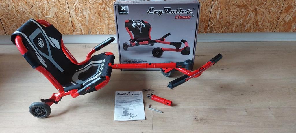 EzyRoller Classic X - Rood (Zo goed als nieuw), Kinderen en Baby's, Speelgoed | Buiten | Voertuigen en Loopfietsen, Ophalen of Verzenden
