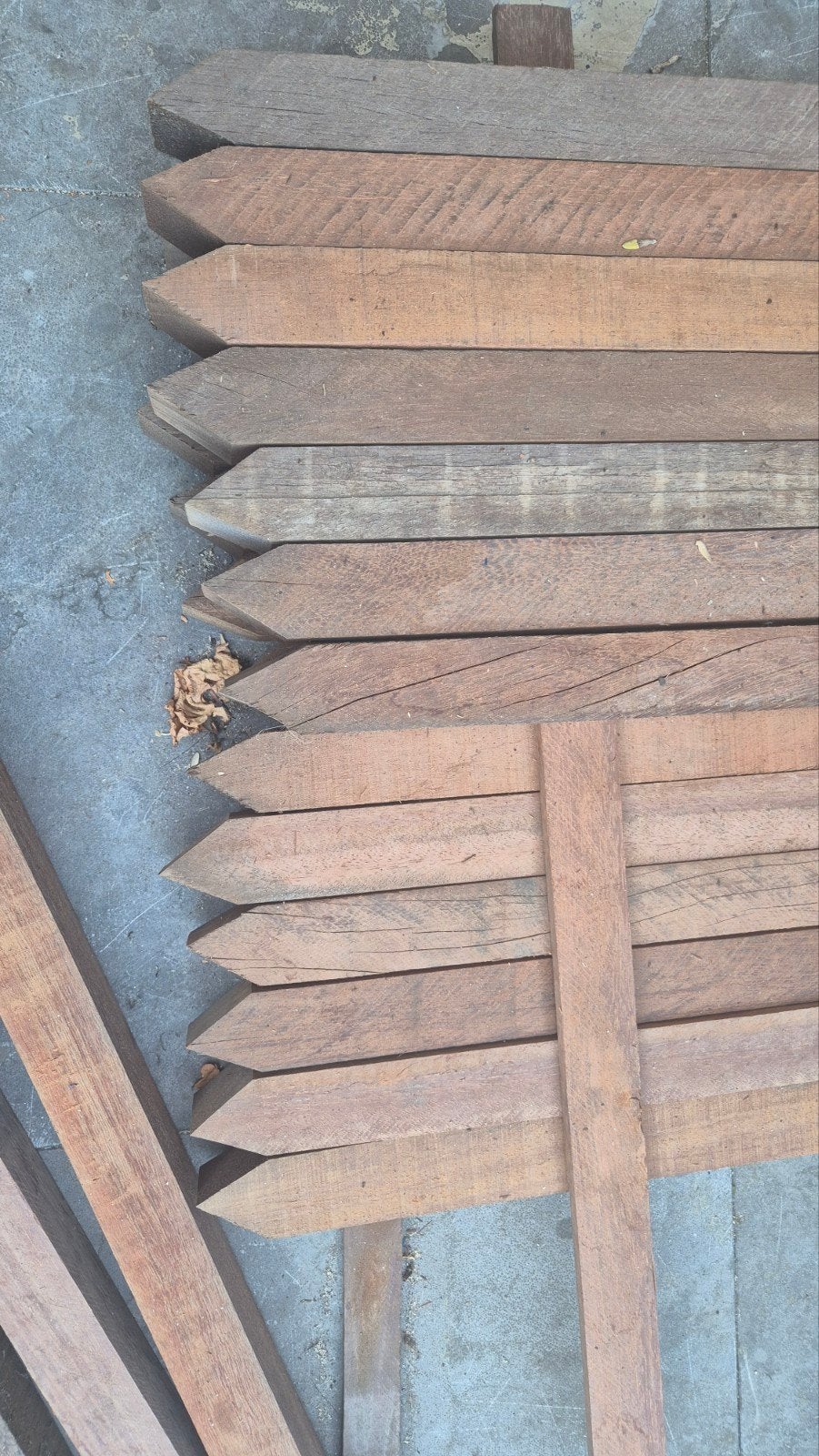 hardhouten palen, Ophalen, Nieuw, Hout