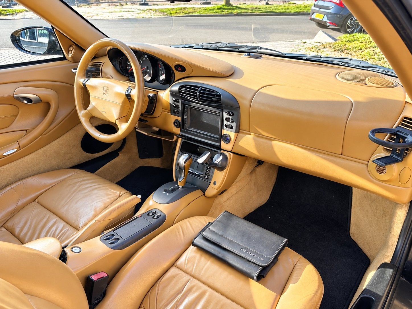 ‼️PORSCHE 911 3.4 CARRERA 4WD 4X4 300PK 4 COUPE YOUNGTIMER‼️, Auto's, Automaat, Beige, 4 stoelen, Leder