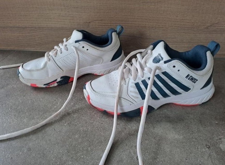 tennisschoenen,sportschoenen,K-Swiss tennisschoenen, Sport en Fitness, Tennis, Gebruikt, Schoenen, Ophalen of Verzenden, K-Swiss